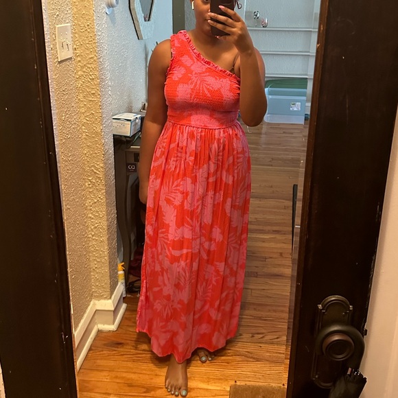 Floral Dress - Picture 2 of 5